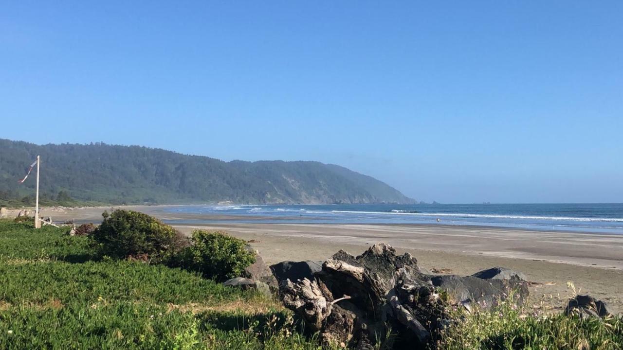 Crescent Beach Motel Crescent City Dış mekan fotoğraf